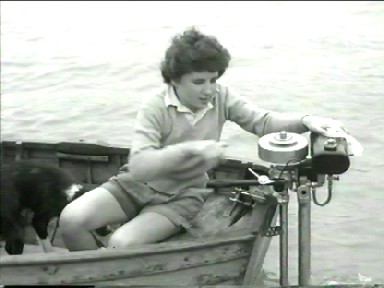 Film-Bildschirmfoto: George startet den Motor
